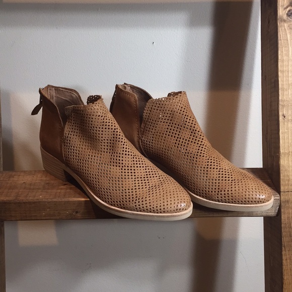 NEW! Dolce Vita Summer Leather Tan Booties Sz 7.5 - Picture 3 of 6